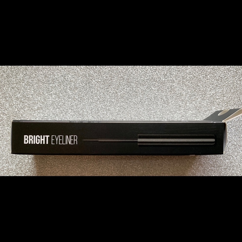 She Bright Eyeliners - Picture 3 of 4